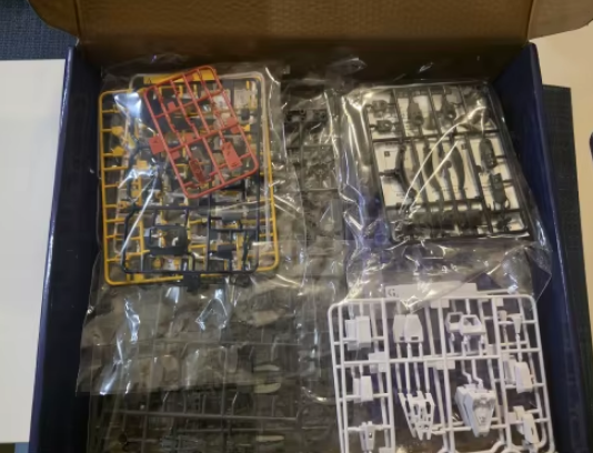Daban MG 1/100 Gundam F90 Unit 2 Model Kit