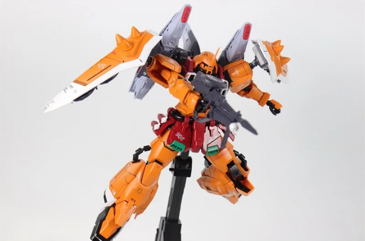 Daban 2001BL MG 1/100 Phantom Zaku (Heine Custom)