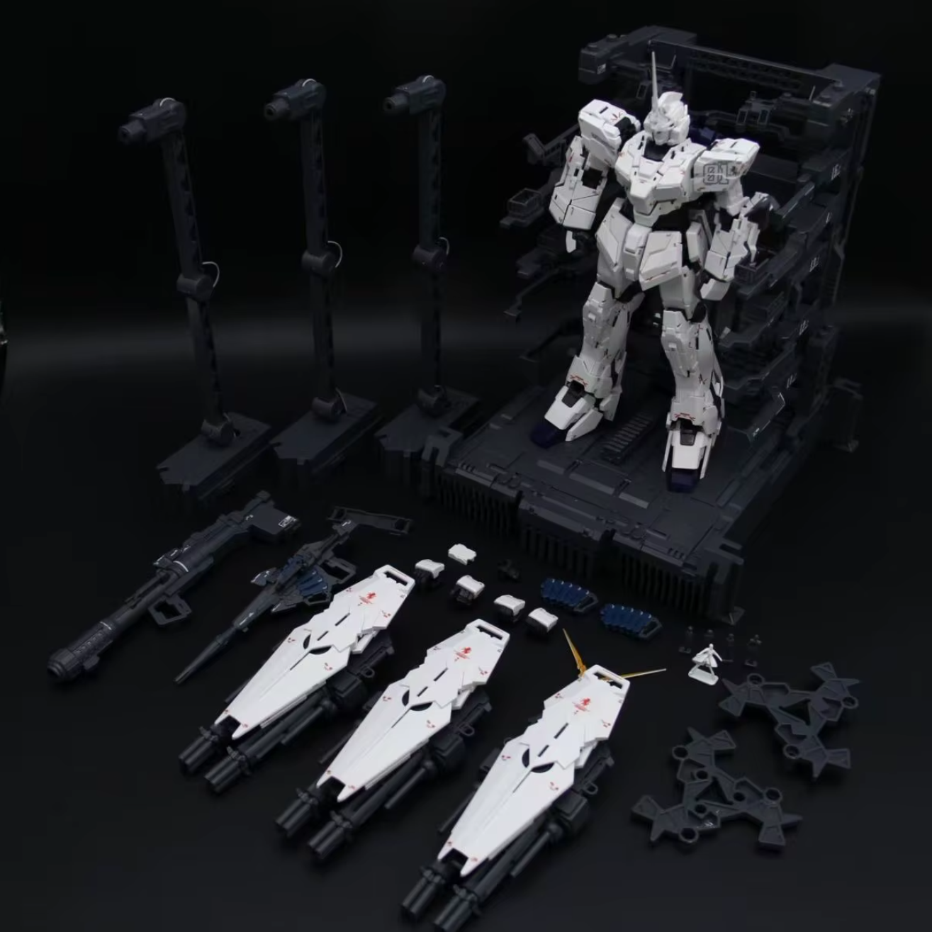 Shen Shou MGEX 1/100 Unicorn Gundam Ver. Ka
