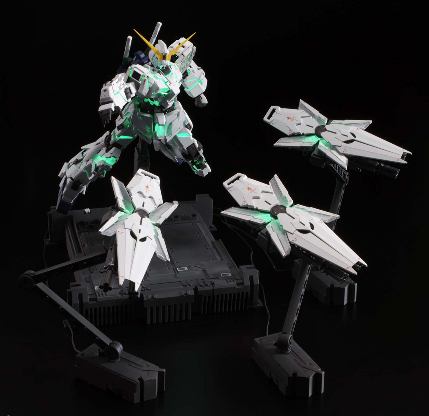 Shen Shou MGEX 1/100 Unicorn Gundam Ver. Ka