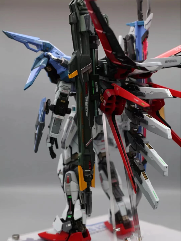 Daban 6630A MG 1/100 Perfect Strike MB GAT-X105 SEED DESTINY
