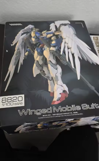 ダバンヒルム MG 1/100 ウイングガンダム(スノーホワイト・プレリュードバージョン)