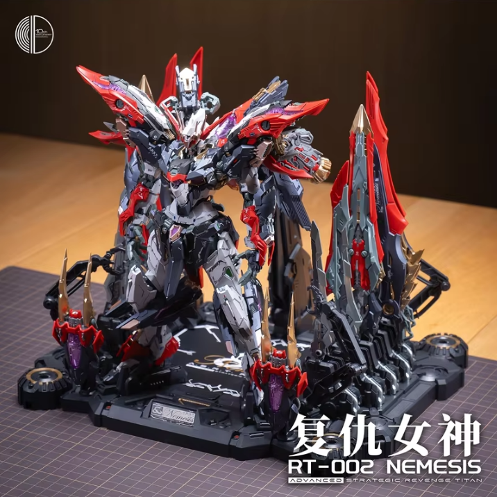 Infinite Dimension 1/100 RT-002 Nemesis Model Kit