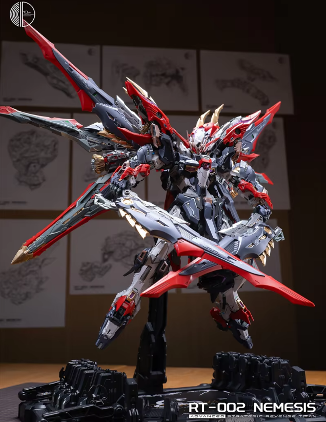 Infinite Dimension 1/100 RT-002 Nemesis Model Kit