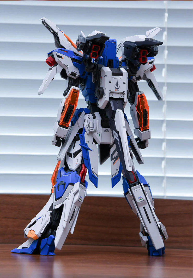 Infinite Dimensions 1/100 Genesis Model Kit