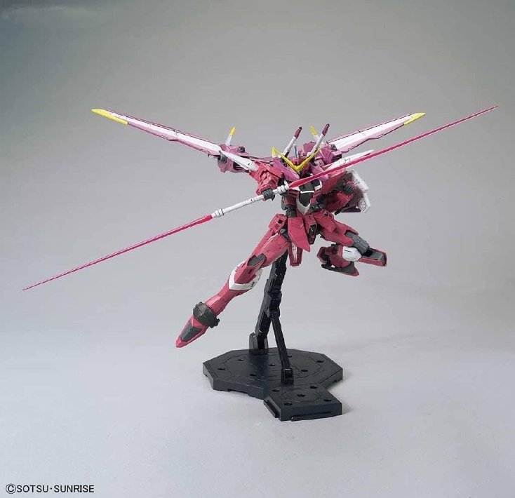 Bandai MG 1/100 ZGMF-X09A Justice Gundam