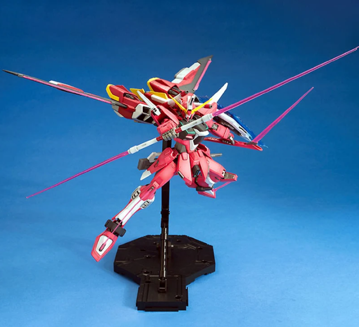 Bandai MG 1/100 Infinite Justice Gundam
