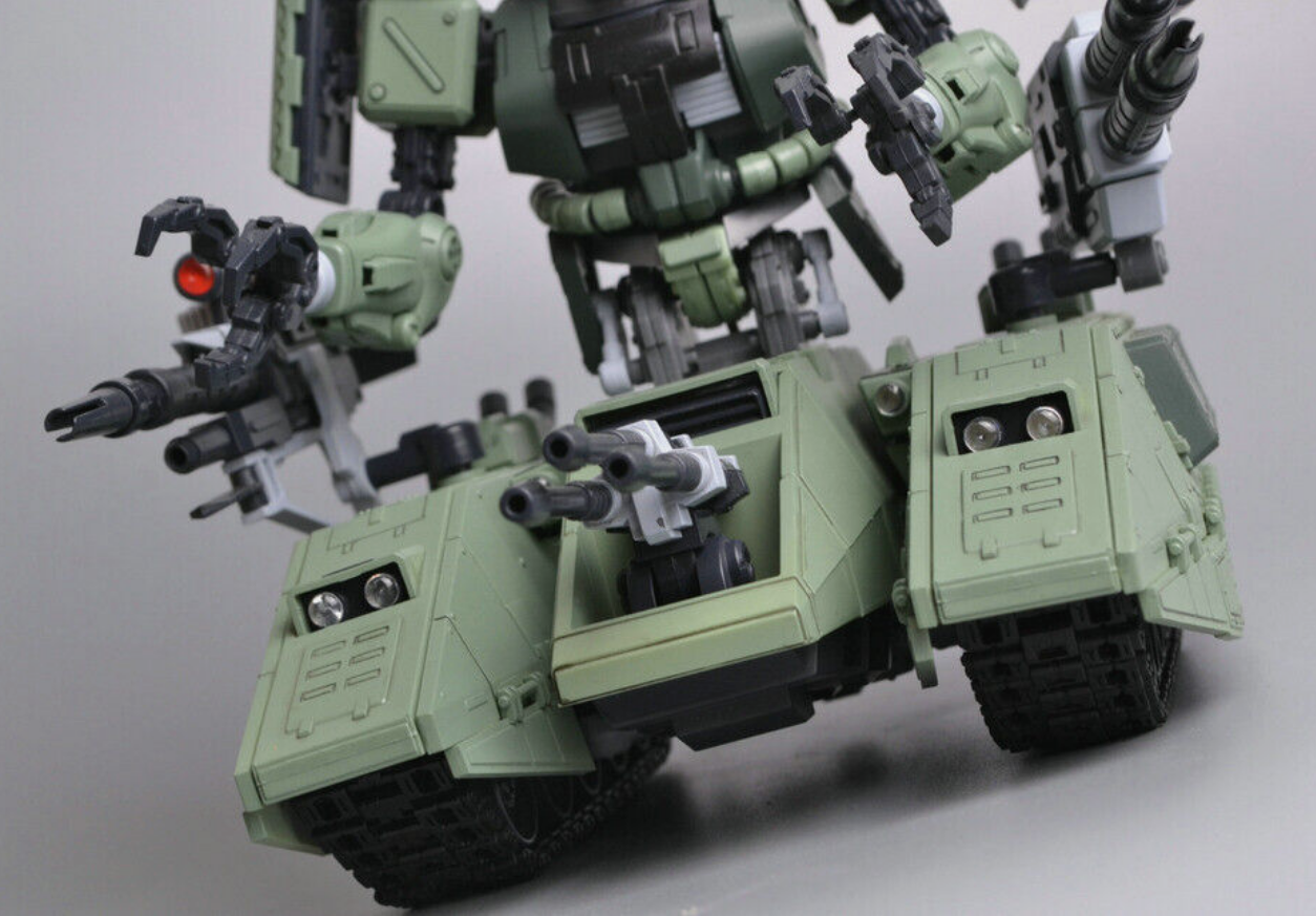 Motor King 1/100 MS-06V Zaku Tank