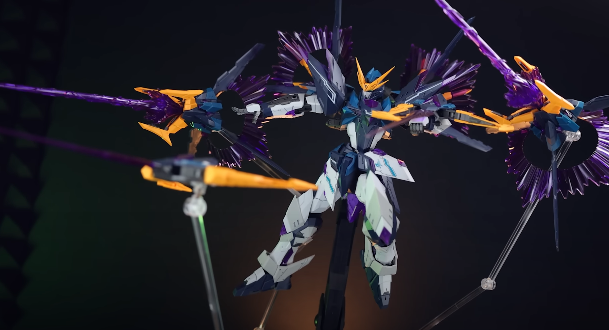 SNAA 1/100 XH-01 Hunt And Kill Model Kit