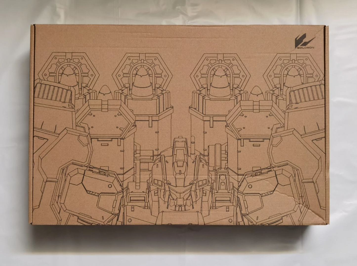 Solomon 1/100 GP02A Physalis (w/ Clear Armor & MLRS Backpack)