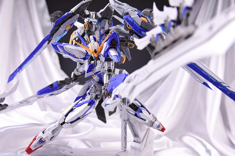 ZZA MG 1/100 Blue Flame (Druckgussrahmen)