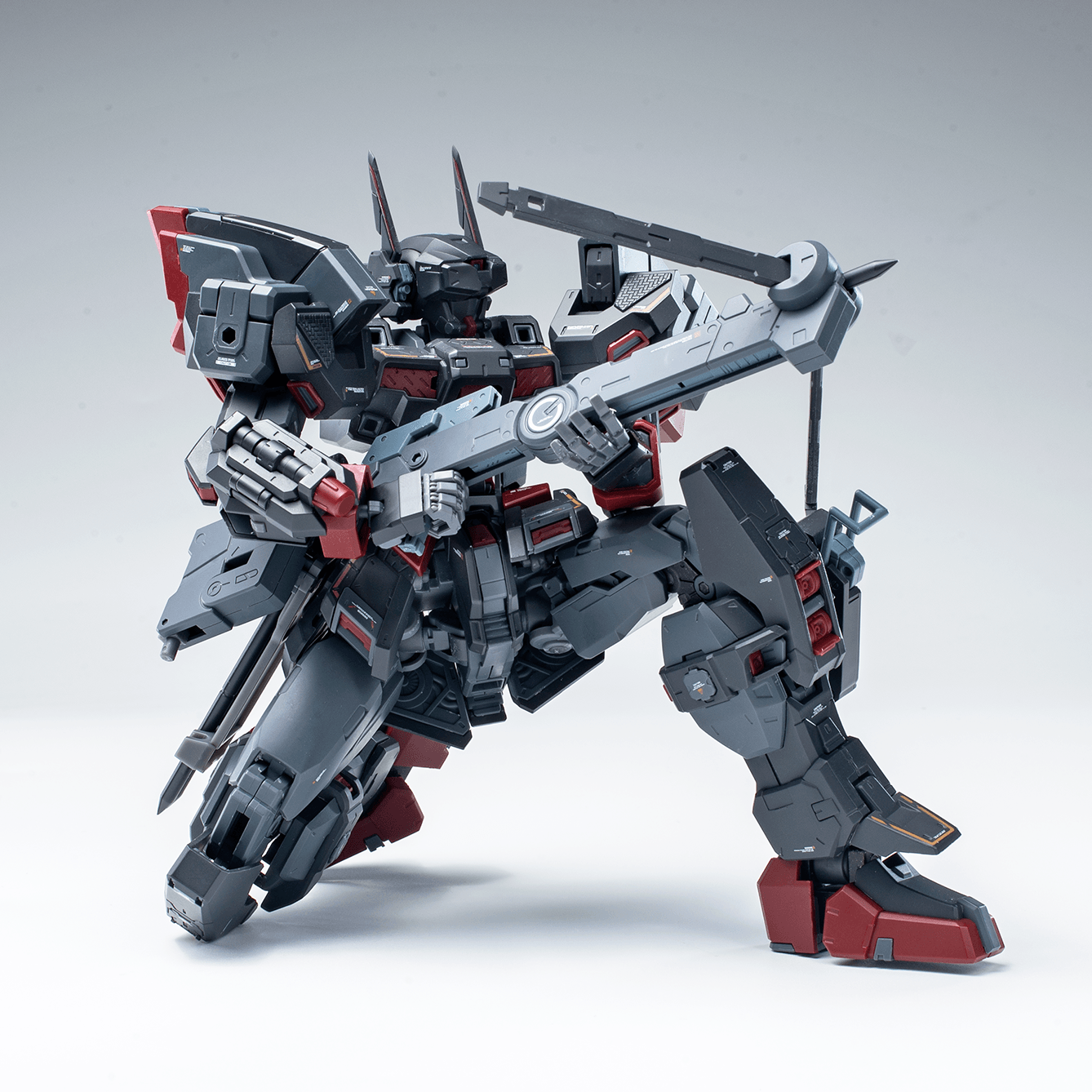 Cold Steel 1/100 RX-80BR Famine Model Kit