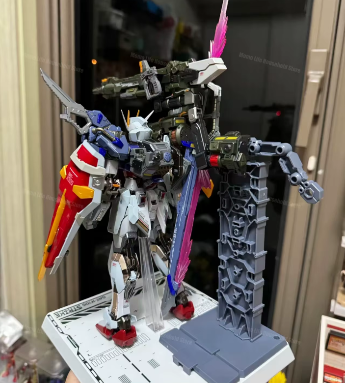 Daban 1/100 GAT-X105 Perfect Strike Model Kit