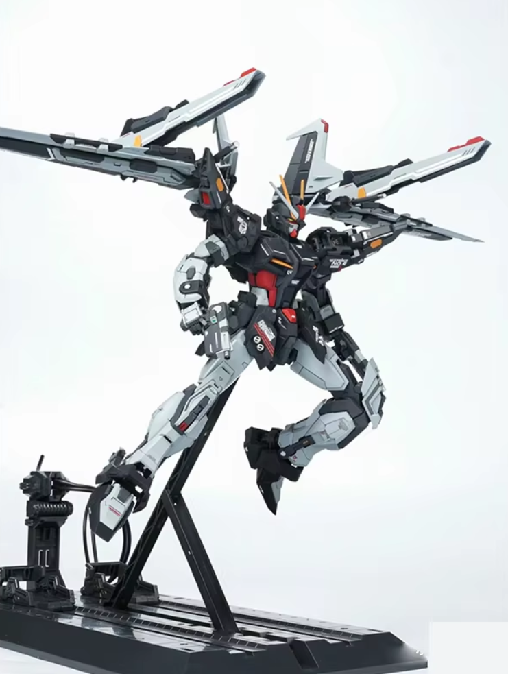 Dragon Momoko MG 1/100 GAT-X105E Strike Noir