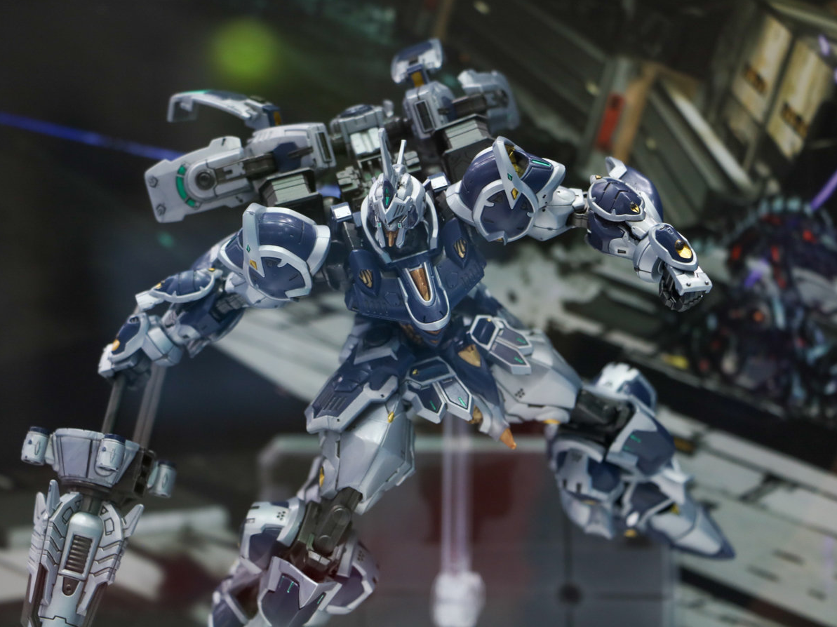 (Pre-Order) Bandai HG 1/144 TRA122E/B Calice Model Kit