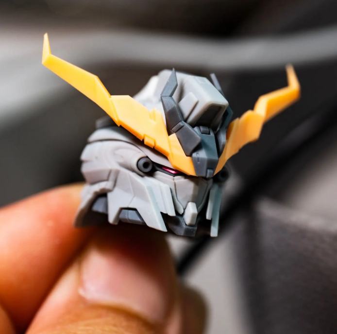 Tornado Hobby MG 1/100 Sinanju Stein Head Conversion [3D Resin Add-on]