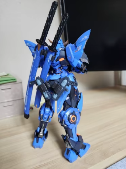 Moshow Toys 1/100 MCT-J03 Masamune Model Kit