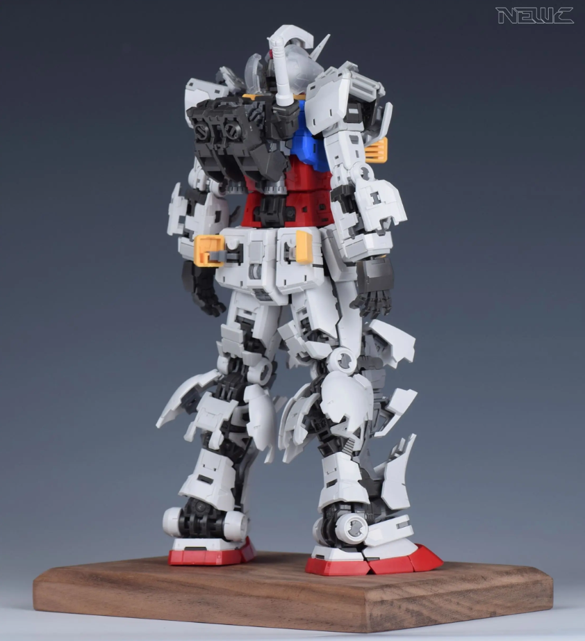 NewC 1/100 RX-78-2 Hatch Open Gimmick Add-On Set [Fat Cat Ver.]