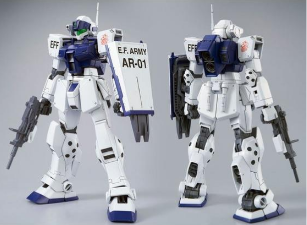 Premium Bandai MG 1/100 GM Sniper II [White Dingo Team Custom]
