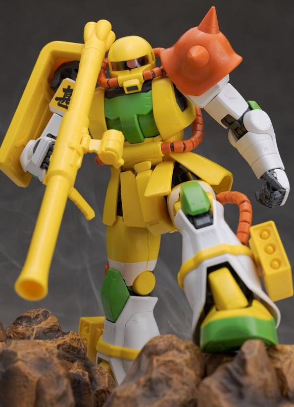 Premium Bandai MG 1/100 Riko's Zaku-II