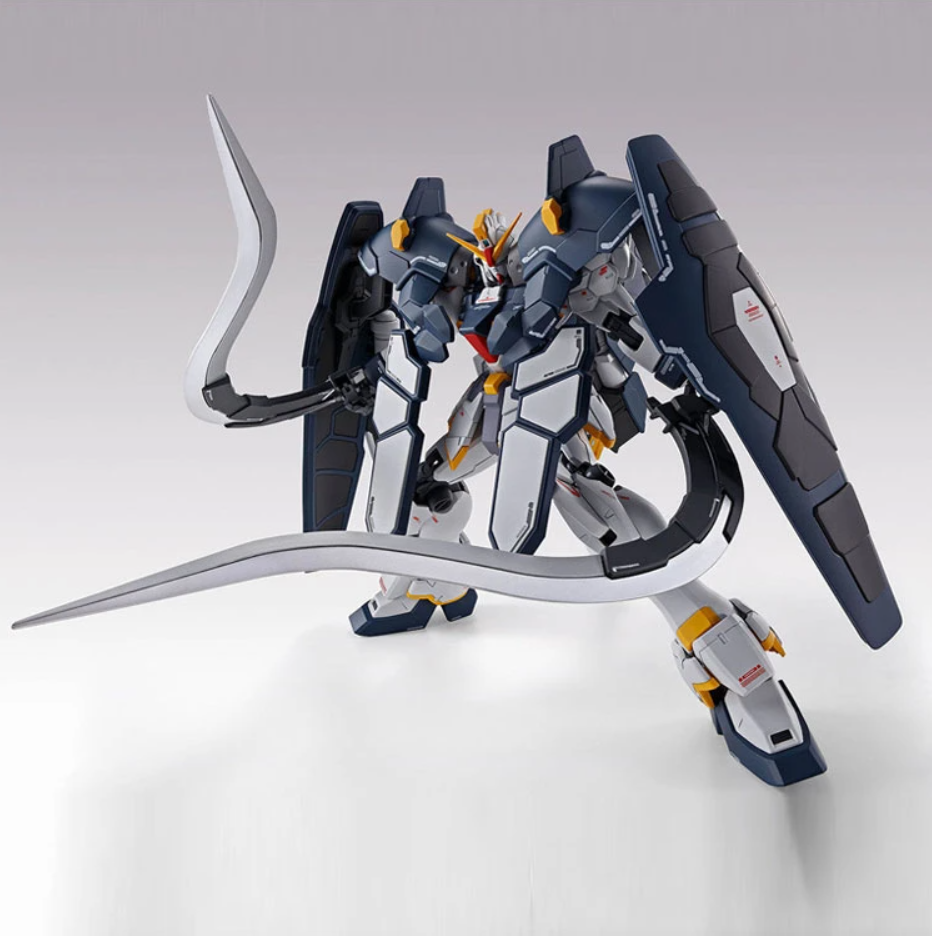 Premium Bandai MG 1/100 XXXG-01SR Gundam Sandrock Armadillo