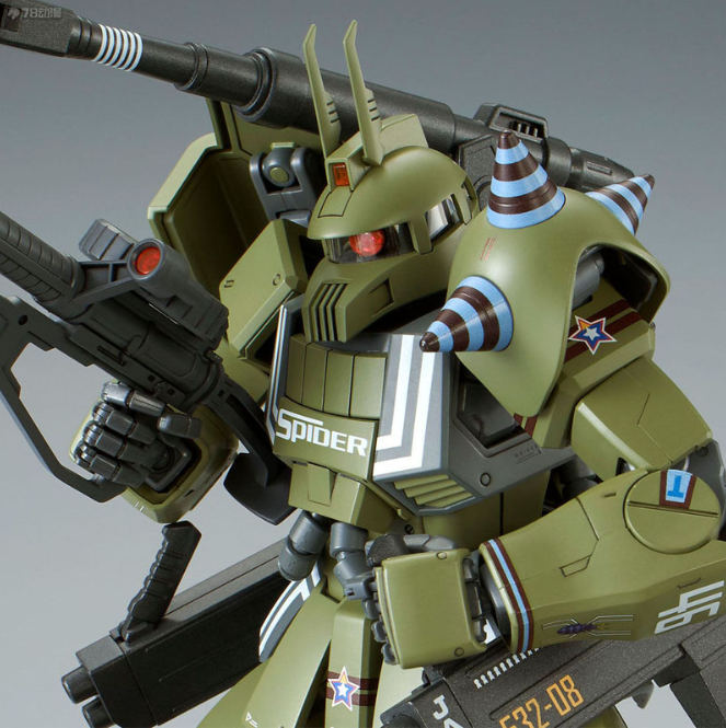 Premium Bandai MG 1/100 MS-06K Zaku Cannon