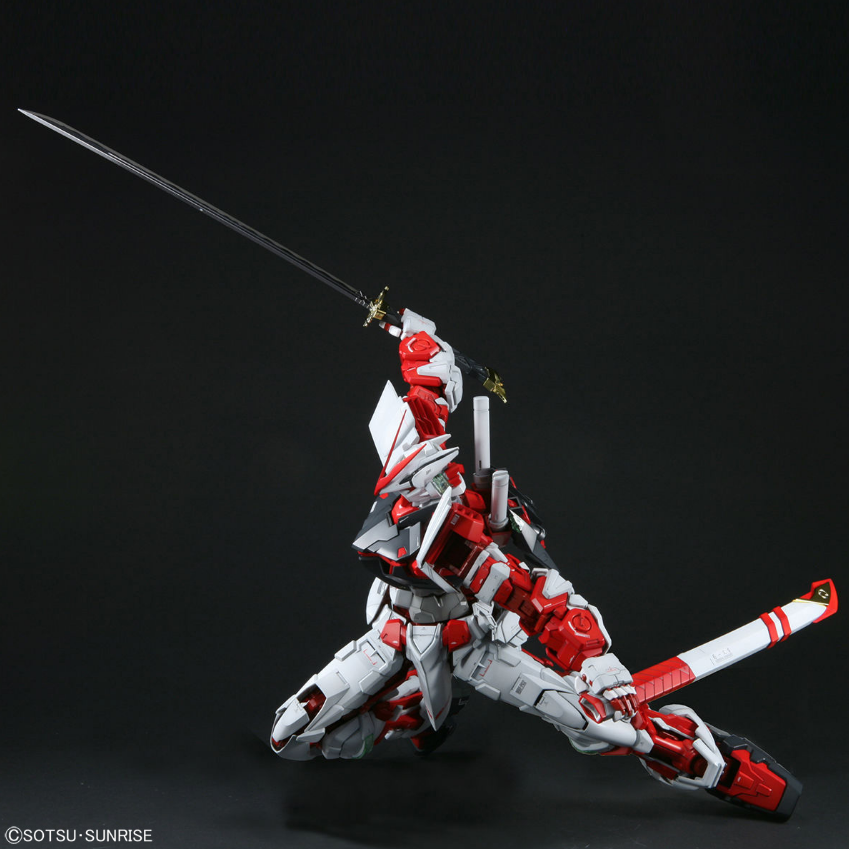 Bandai PG 1/60 Gundam Astray Red Frame