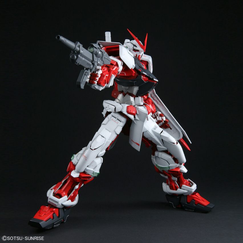 Bandai PG 1/60 Gundam Astray Red Frame