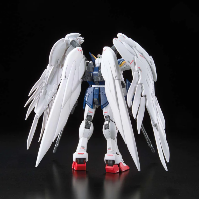 Bandai RG 1/144 #17 Wing Gundam Zero EW