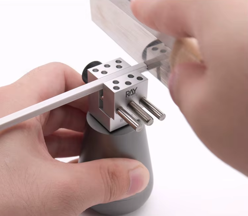 Ray Studio Premium Handheld Table Vice
