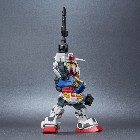 Premium Bandai SD Gundam Cross Silhouette RX-78F00 Gundam