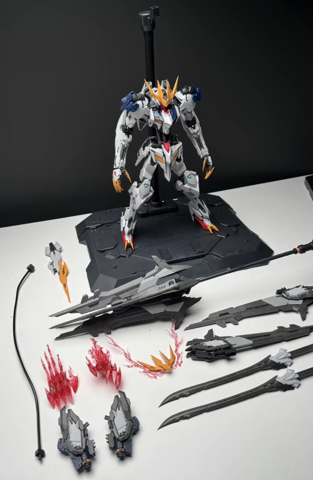 Wolf Technology 1/100 Barbatos Lupus Rex Model Kit – Gundamaker Wolf Technology 1/100 Barbatos Lupus Rex Model Kit – Gundamaker