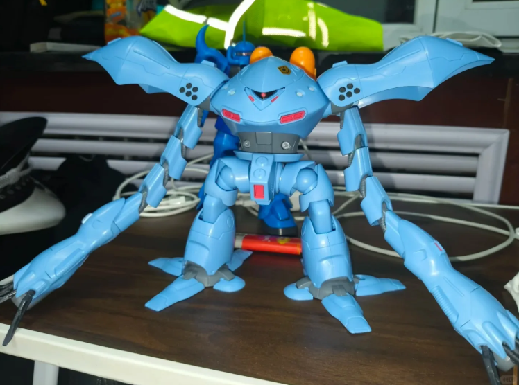 Xie Lao Ban 1/100 Hygogg Model Kit