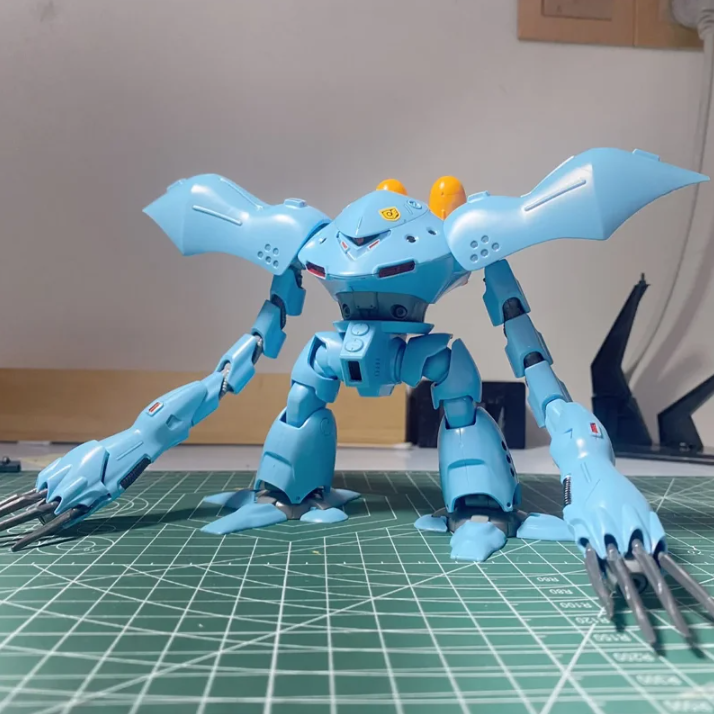 Xie Lao Ban 1/100 Hygogg Model Kit