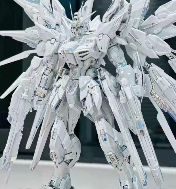 XunXin MGEX 1/100 Strike Freedom Gundam [Twilight Coating]